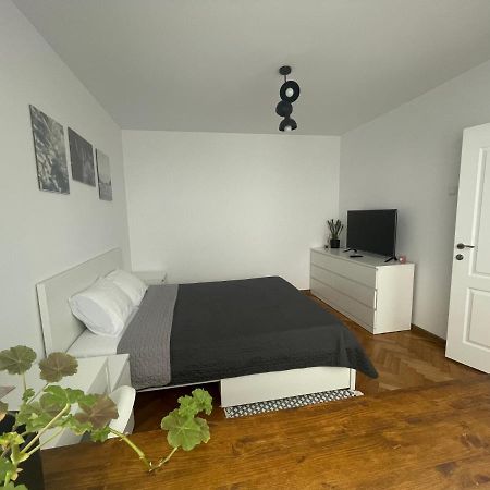 Apartament De Lux Semicentral Iasi Buitenkant foto