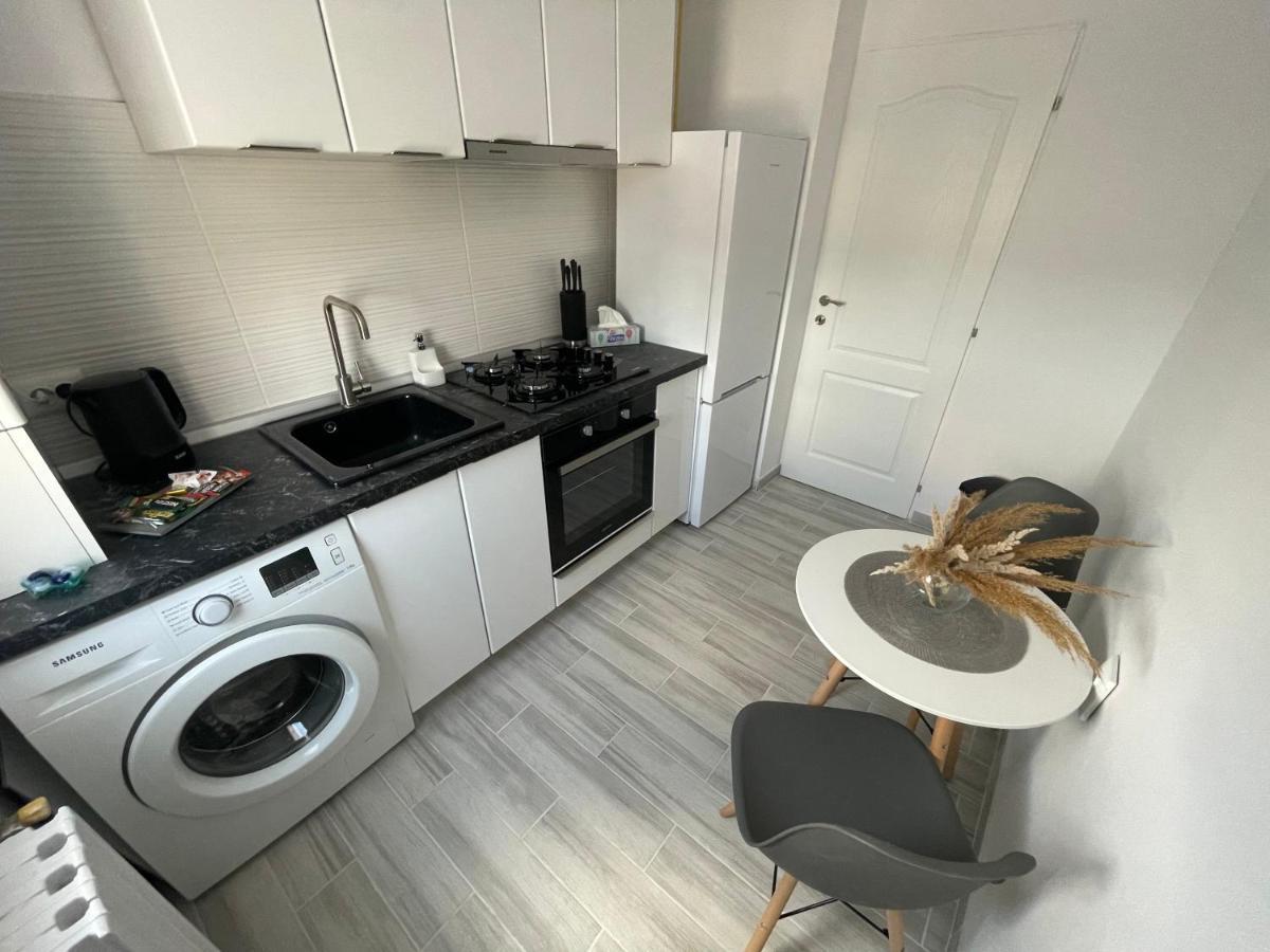 Apartament De Lux Semicentral Iasi Buitenkant foto