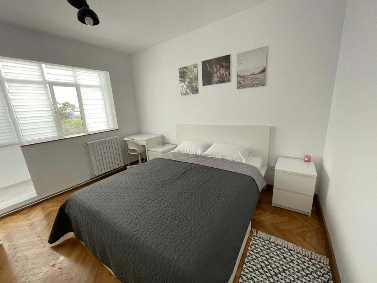 Apartament De Lux Semicentral Iasi Buitenkant foto