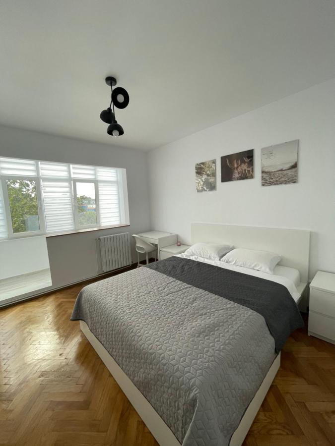 Apartament De Lux Semicentral Iasi Buitenkant foto