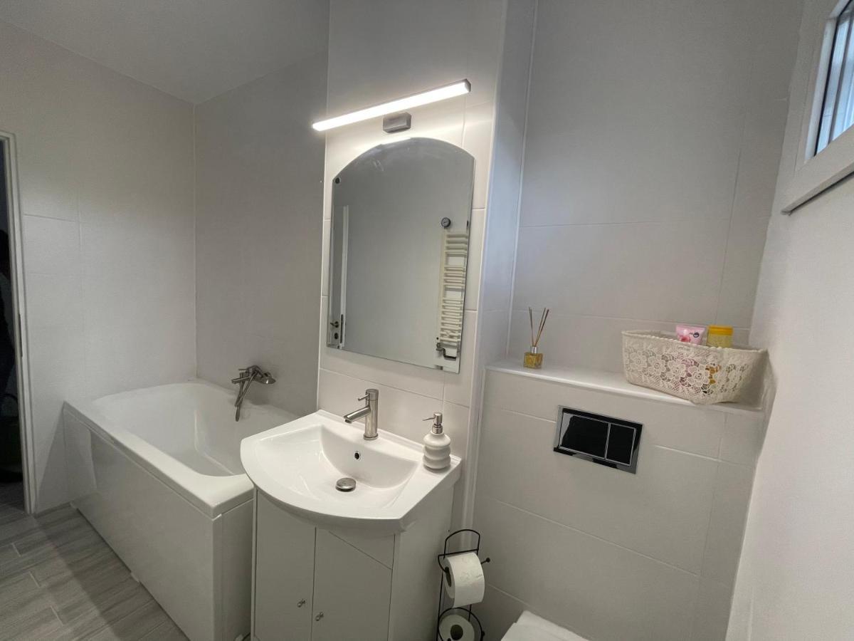 Apartament De Lux Semicentral Iasi Buitenkant foto