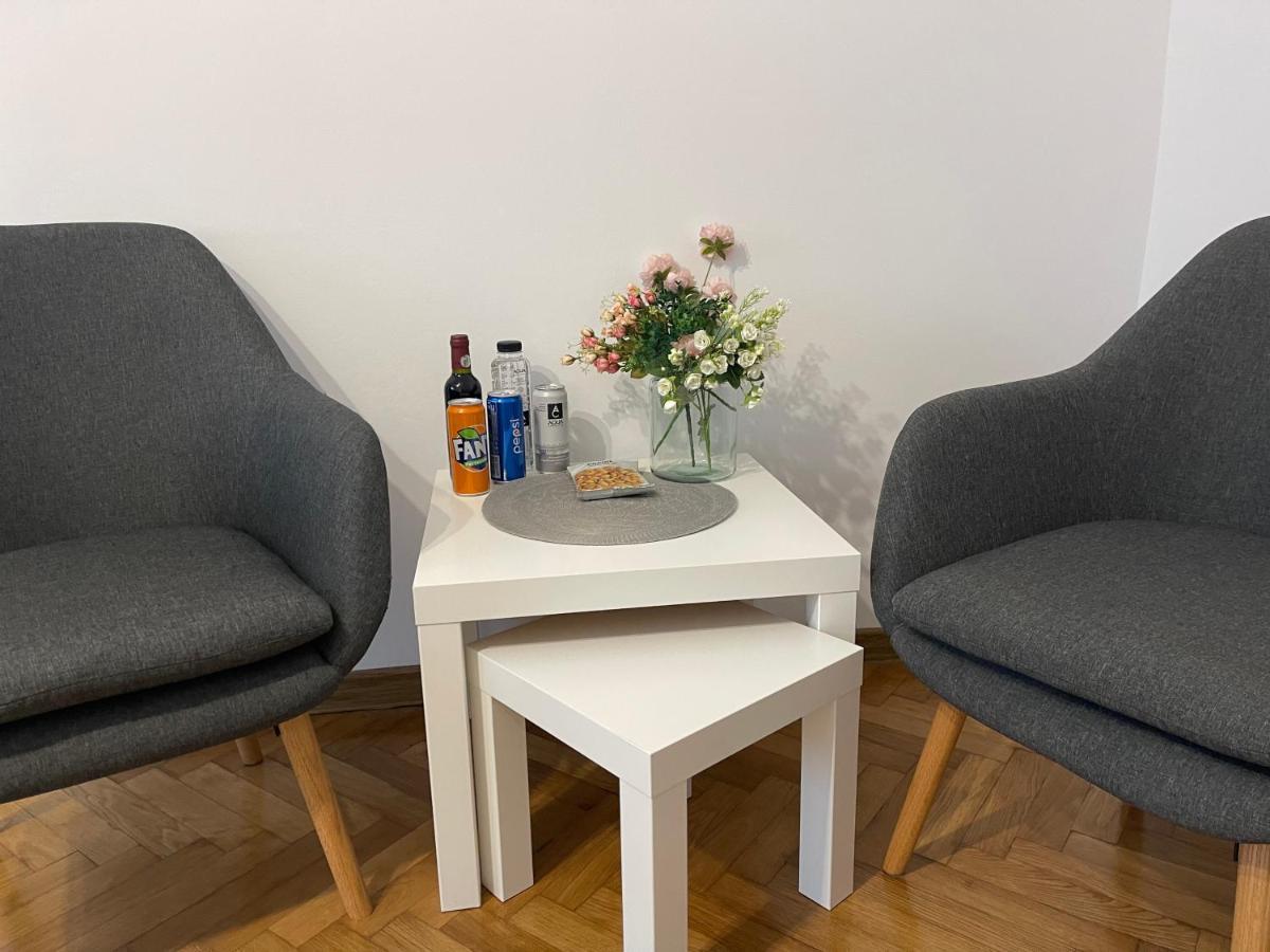 Apartament De Lux Semicentral Iasi Buitenkant foto